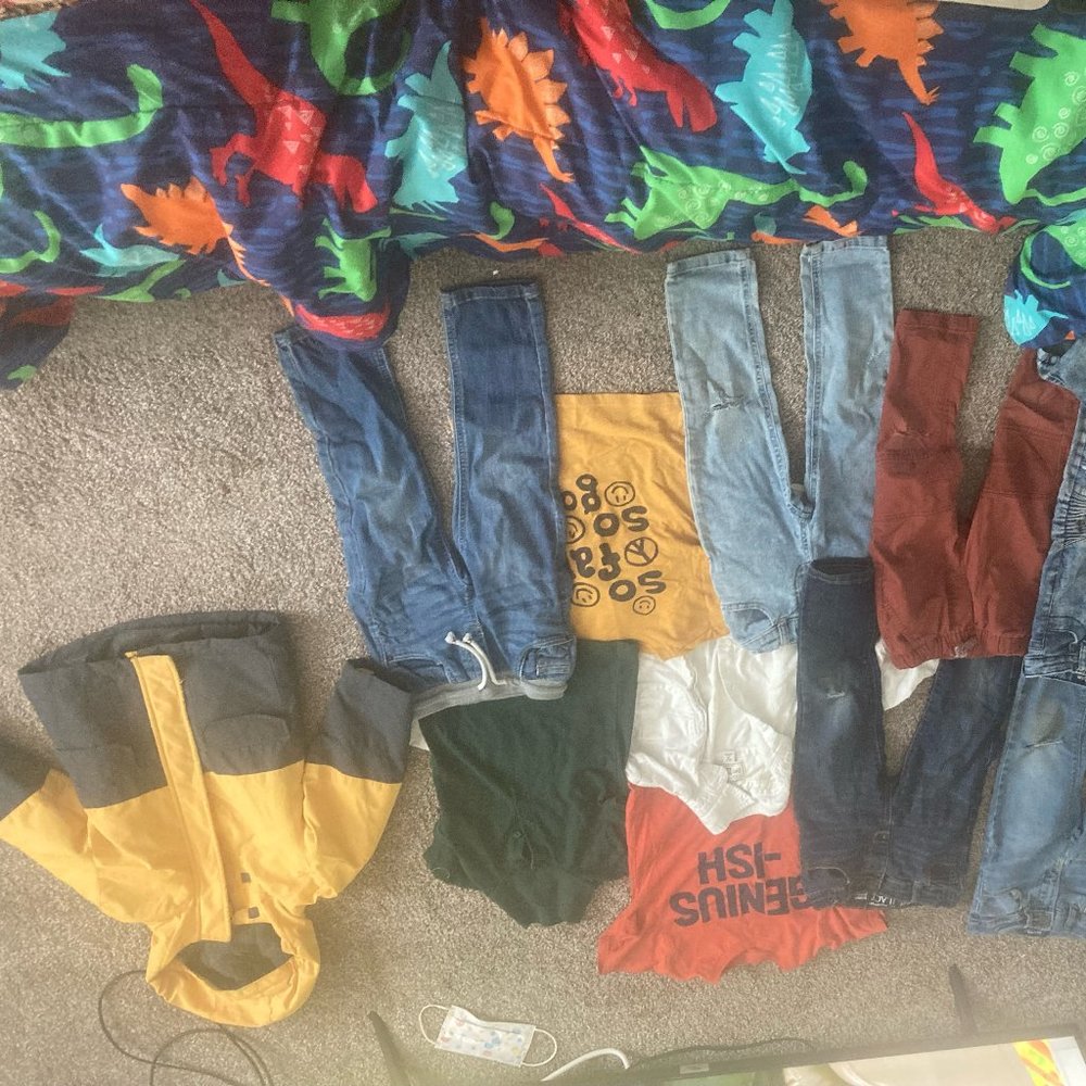 4T BOYS JEANS, SHIRTS AND A JACKET